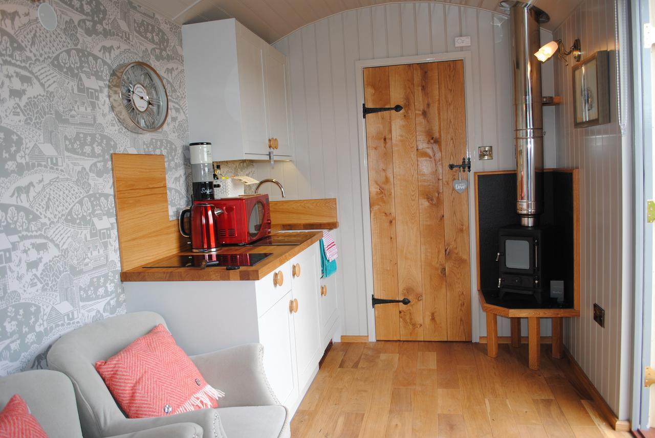 The Little John Petite Cosy Log Cabin - Sleeps 2, Great For Romantic Breaks, Couples, Single Guests, Near Sherwood Forest At Fairview Farm, Nottingham Set In 88 Acres Blidworth Eksteriør bilde